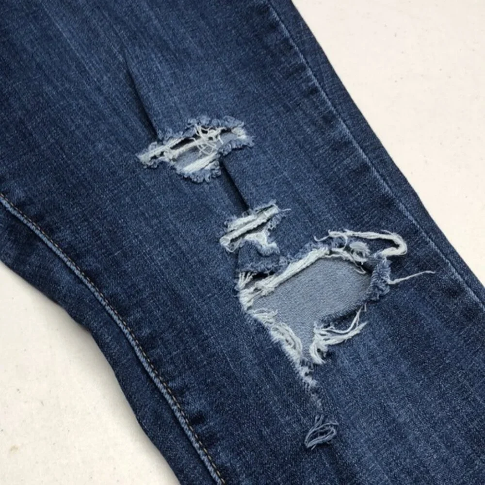 LEVI DISTRESS 721 HIGH-RISE SKINNY JEANS 30x32 ⭐️